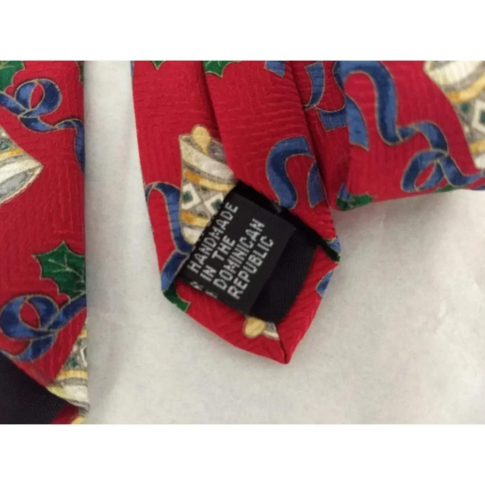 CLAYBROOKE 100% Silk‎ Red Neck Tie Christmas Collection Handmade Bells & Ribbon
